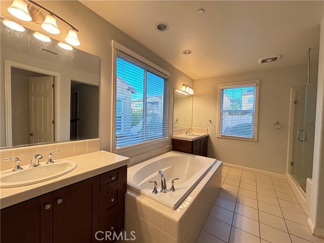 Detail Gallery Image 19 of 23 For 17 Starflower, Lake Forest,  CA 92630 - 5 Beds | 5/1 Baths
