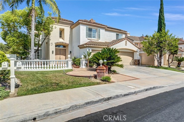 Detail Gallery Image 2 of 46 For 2572 Carlton Pl, Rowland Heights,  CA 91748 - 5 Beds | 5 Baths