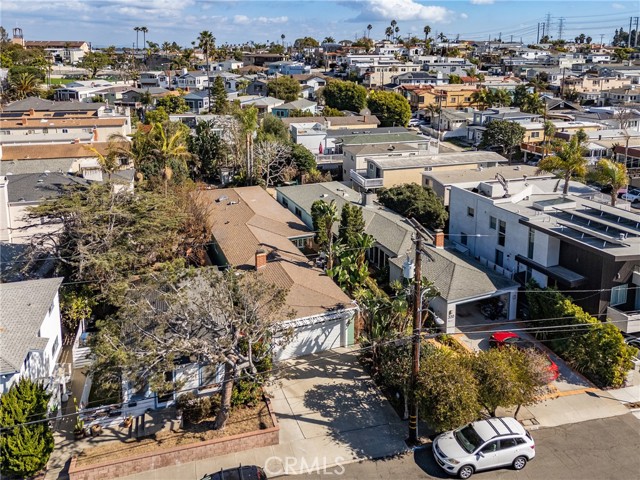 The rare single level home......AND a huge yard