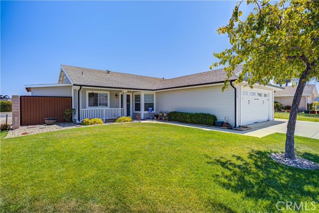 2130 Calle Mirasol, Santa Maria CA: https://media.crmls.org/medias/44d034b6-e9e4-4931-9ae2-81c1f91900b2.jpg