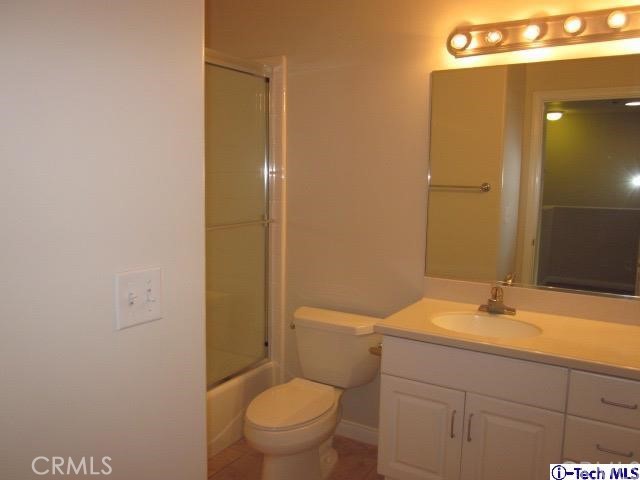 Detail Gallery Image 19 of 31 For 2283 Waltonia Dr #105,  Montrose,  CA 91020 - 3 Beds | 2/1 Baths