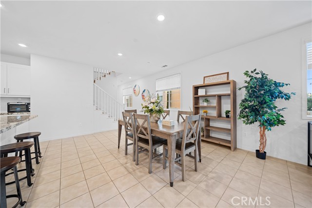 Detail Gallery Image 20 of 49 For 284 Harringay, Irvine,  CA 92618 - 4 Beds | 3 Baths
