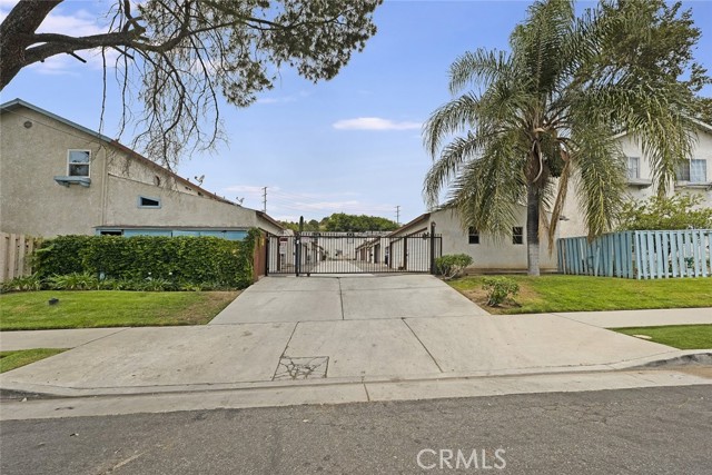 Detail Gallery Image 2 of 24 For 12351 Osborne Pl #15,  Pacoima,  CA 91331 - 2 Beds | 1/1 Baths