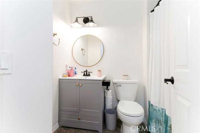 10894 Olinda Street, Sun Valley CA: https://media.crmls.org/medias/44d21664-2c48-4011-ab90-5d6712cb81a2.jpg
