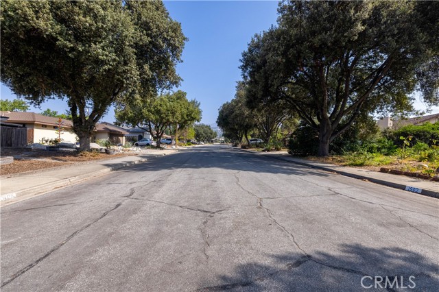 1901 Morgan Avenue, Claremont CA: https://media.crmls.org/medias/44d22934-3918-464a-a76c-0bf360460cac.jpg