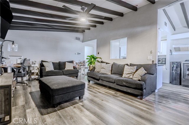 Detail Gallery Image 8 of 60 For 827 S Riverside, Rialto,  CA 92376 - 4 Beds | 2 Baths