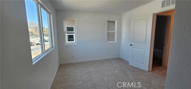 1170 Santo Antonio Drive, Colton CA: https://media.crmls.org/medias/44d33e21-a335-40c9-ac96-01308ddc409d.jpg