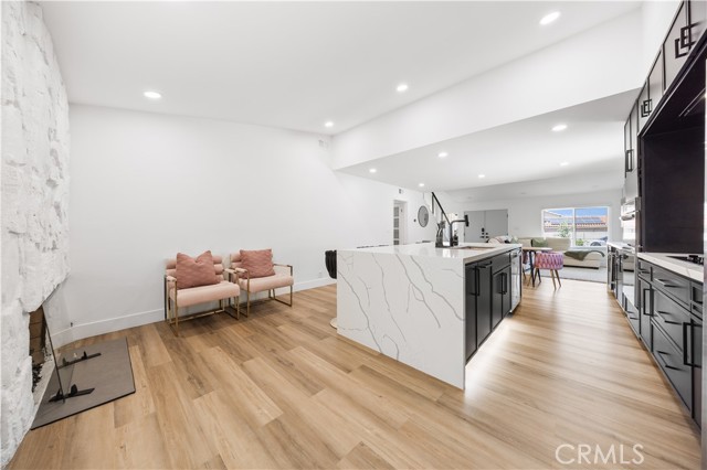 14942 Dahlquist Road, Irvine CA: https://media.crmls.org/medias/44d34b29-7887-4546-9c15-d4b64f7f7ae4.jpg