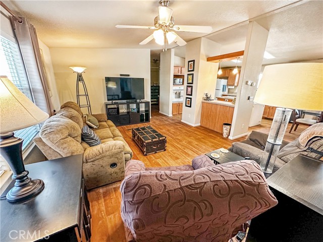 Detail Gallery Image 7 of 19 For 2450 E Hobsonway #43,  Blythe,  CA 92225 - 3 Beds | 2 Baths