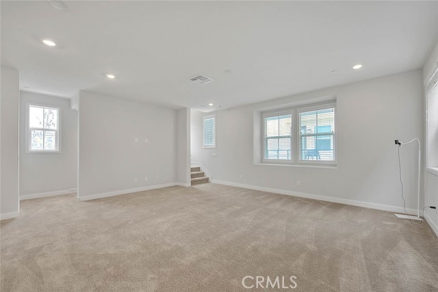 6 Crown Point Drive, Rancho Mission Viejo CA: https://media.crmls.org/medias/44d3a1af-de77-4120-b203-ebea493f7565.jpg
