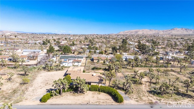 Detail Gallery Image 29 of 31 For 7411 Joshua Ln, Yucca Valley,  CA 92284 - 6 Beds | 2 Baths