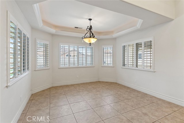 Detail Gallery Image 12 of 38 For 3255 Hollow, Madera,  CA 93637 - 5 Beds | 3 Baths