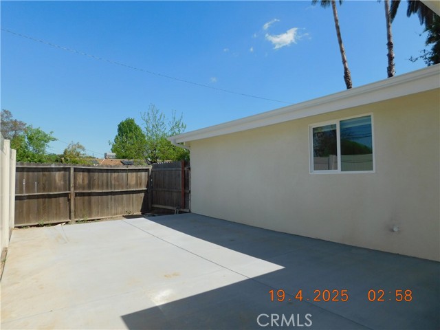 Detail Gallery Image 8 of 16 For 19403 Lanark St #B,  Reseda,  CA 91335 - 1 Beds | 1 Baths