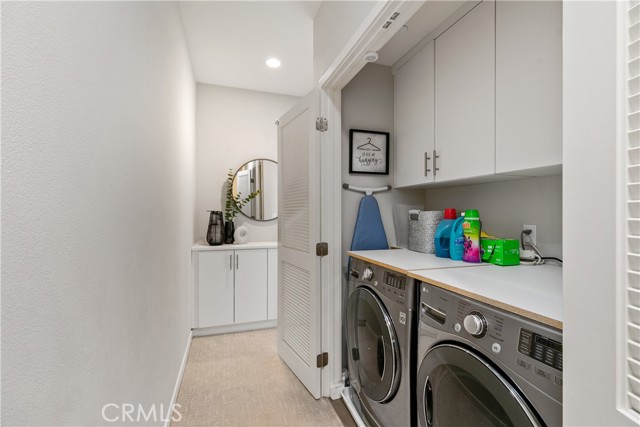 Convenient full size side by side laundry room located on the third floor.