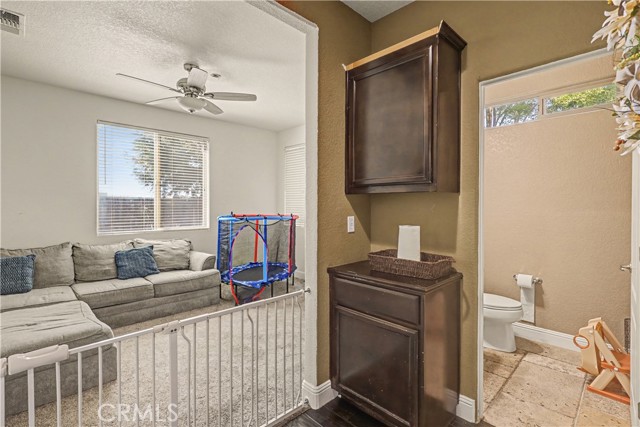 Detail Gallery Image 23 of 54 For 2001 Sola Ct, Atwater,  CA 95301 - 5 Beds | 3/1 Baths