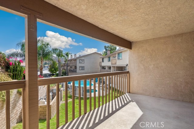 Detail Gallery Image 6 of 53 For 23403 Silver Strike Dr, Canyon Lake,  CA 92587 - 3 Beds | 2/1 Baths