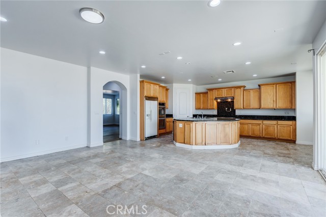 35050 Margo Road, Lake Elsinore CA: https://media.crmls.org/medias/44d873b4-5a6b-4e86-9268-6b60a287d29a.jpg
