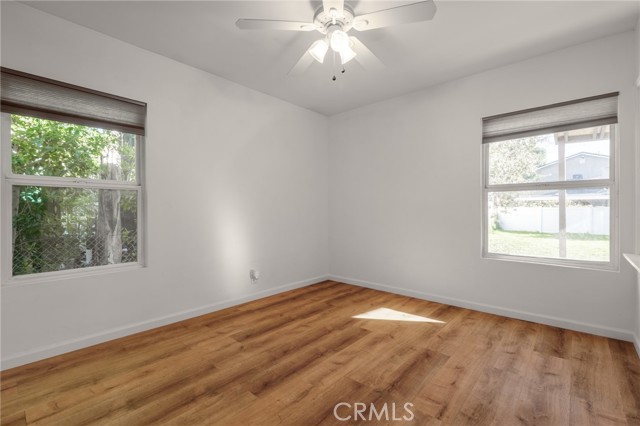 Detail Gallery Image 11 of 17 For 10326 Vassar Ave, Chatsworth,  CA 91311 - 2 Beds | 1 Baths