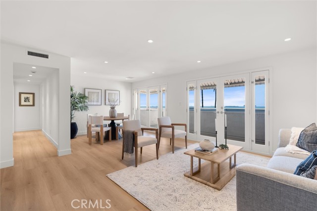 Detail Gallery Image 1 of 34 For 1200 E Ocean Bld #41,  Long Beach,  CA 90802 - 2 Beds | 2 Baths