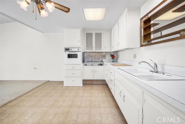 Detail Gallery Image 16 of 34 For 13660 Annandale Dr 21j M1,  Seal Beach,  CA 90740 - 1 Beds | 1 Baths