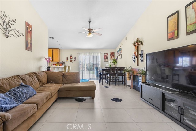 Detail Gallery Image 12 of 32 For 10348 Mendicino Rd, Adelanto,  CA 92301 - 3 Beds | 2 Baths