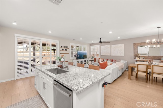 Detail Gallery Image 13 of 47 For 3503 S Tanager Dr, Ontario,  CA 91761 - 5 Beds | 4 Baths