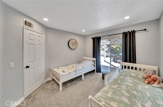 Detail Gallery Image 19 of 31 For 549 Stoney Peak Ct, Simi Valley,  CA 93065 - 3 Beds | 2/1 Baths