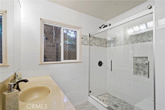 Detail Gallery Image 28 of 41 For 6213 Enfield Ave, Encino,  CA 91316 - 4 Beds | 2 Baths