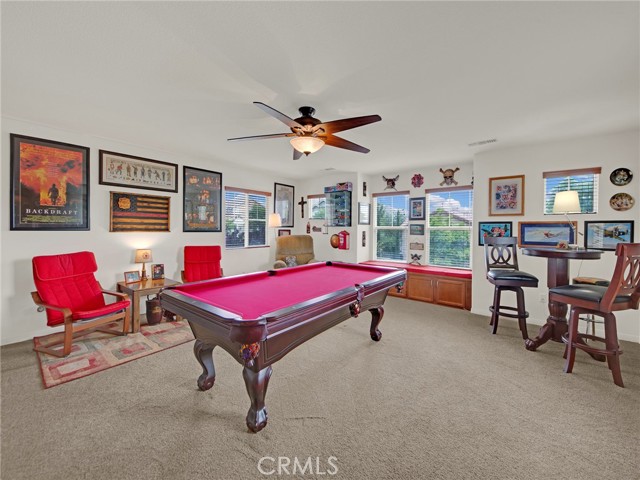 20361 Julia Lane, Saugus CA: https://media.crmls.org/medias/44dc3012-6ed4-4e16-b3b2-a549affbdb0c.jpg