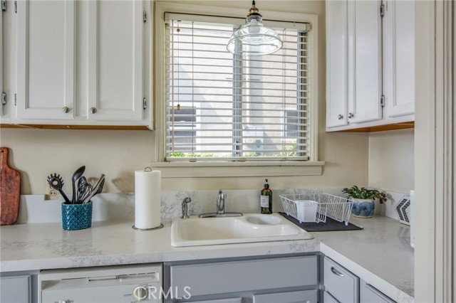 Detail Gallery Image 14 of 69 For 5653 E 2nd, Long Beach,  CA 90803 - – Beds | – Baths