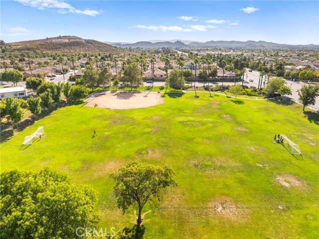 32392 Giverny Court, Winchester CA: https://media.crmls.org/medias/44dd465b-ec05-4a63-9077-ae36e6474b53.jpg