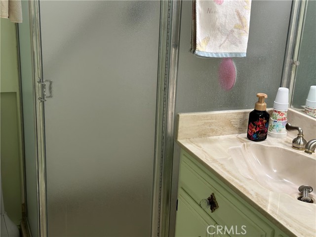 Detail Gallery Image 11 of 22 For 425 425 N Canyon, Monrovia,  CA 91016 - 6 Beds | 3/1 Baths