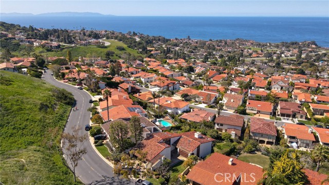 1341 Via Zumaya, Palos Verdes Estates, California 90274, 5 Bedrooms Bedrooms, ,6 BathroomsBathrooms,Residential,Sold,Via Zumaya,SB23049642