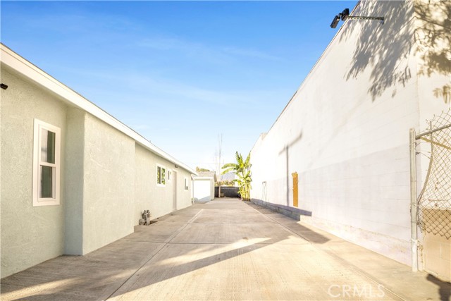 116 W Orange Street, San Bernardino CA: https://media.crmls.org/medias/44de6747-0101-42ab-94db-d9321534df42.jpg