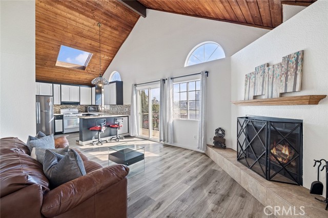 Detail Gallery Image 8 of 62 For 920 Sonora Ave, La Habra,  CA 90631 - 3 Beds | 3 Baths