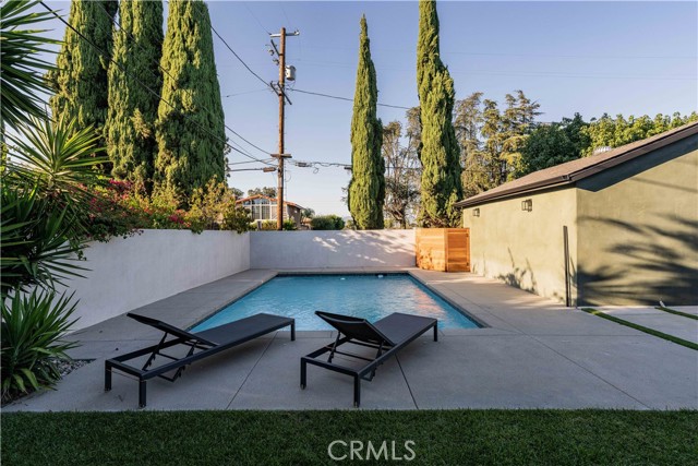 5525 Wortser Avenue photo 39