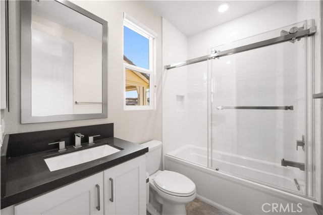 Detail Gallery Image 26 of 43 For 72 Ray, Irvine,  CA 92618 - 4 Beds | 4/2 Baths