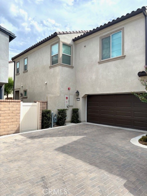 16173 Paddock Avenue, Chino CA: https://media.crmls.org/medias/44e0f4ff-de72-4474-b55b-f8552eef8da7.jpg