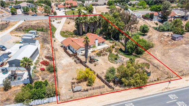 Detail Gallery Image 35 of 38 For 18085 Golden Leaf Ln, Woodcrest,  CA 92504 - 4 Beds | 3 Baths