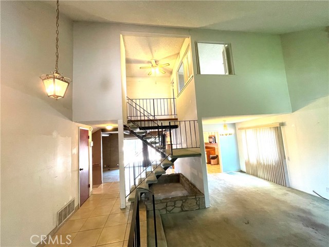 24224 Spicewood Lane, Harbor City CA: https://media.crmls.org/medias/44e18e4c-1c6d-4d7f-b953-d579e3085812.jpg