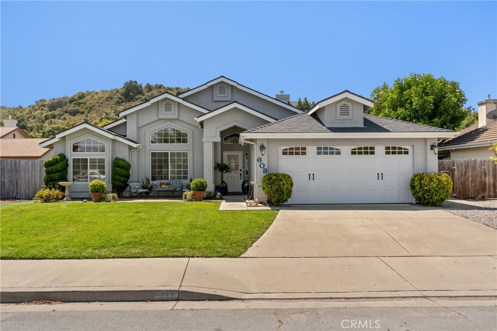 608 Grove Court
