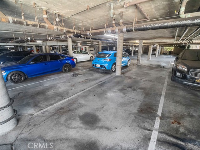 Detail Gallery Image 24 of 39 For 2507 E 15th #304,  Long Beach,  CA 90804 - 2 Beds | 2 Baths