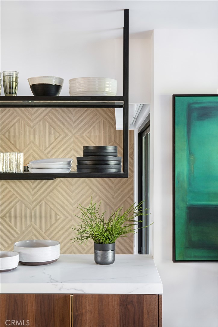 MLS #OC25140282 img 9