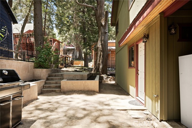 Detail Gallery Image 37 of 44 For 26249 Cedar Ln, Twin Peaks,  CA 92391 - 4 Beds | 3 Baths