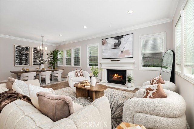 12 Starflower, Lake Forest CA: https://media.crmls.org/medias/44e45d30-828a-4536-994d-78454934fdbd.jpg