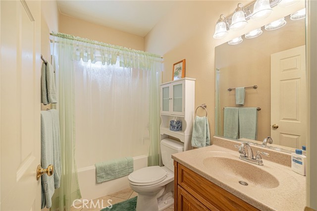 Image 45 of 72 For 2534 Desert Rose Drive