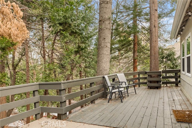 Detail Gallery Image 10 of 22 For 577 Acacia Dr, Crestline,  CA 92325 - 2 Beds | 1 Baths