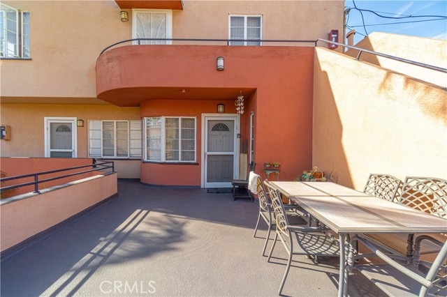 Detail Gallery Image 15 of 29 For 1149 E 1st, Long Beach,  CA 90802 - – Beds | – Baths