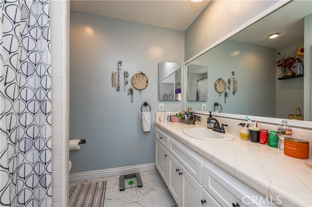 Detail Gallery Image 27 of 71 For 22601 Blue Teal, Canyon Lake,  CA 92587 - 3 Beds | 2/2 Baths