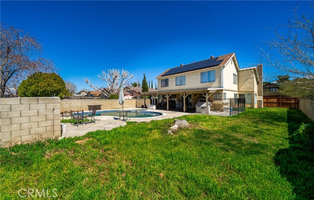 44419 Fenhold, Lancaster CA: https://media.crmls.org/medias/44e6be28-3052-4561-8893-c7fffc49559f.jpg
